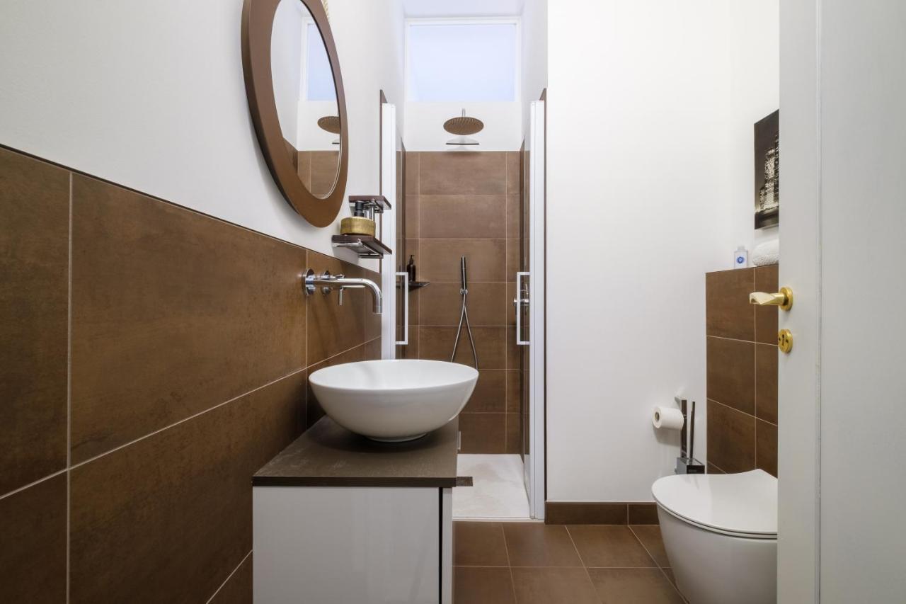 Fabula Rooms 3 Suites With Private Bathroom Bolonya Dış mekan fotoğraf