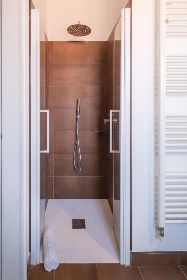 Fabula Rooms 3 Suites With Private Bathroom Bolonya Dış mekan fotoğraf